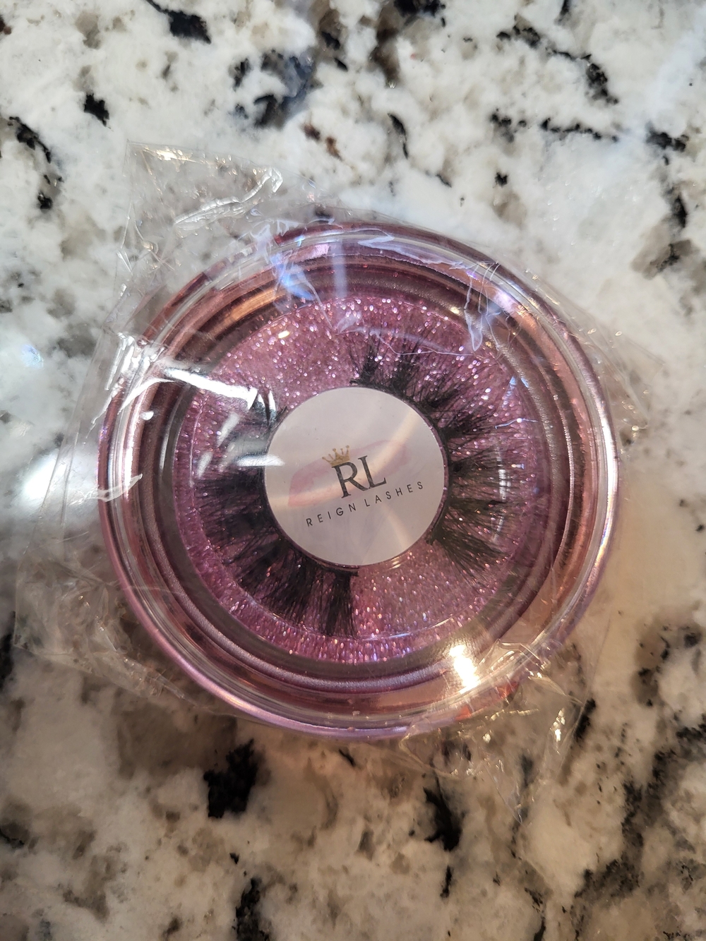 Zara Pink Glitter Round Lash Case with False Lashes